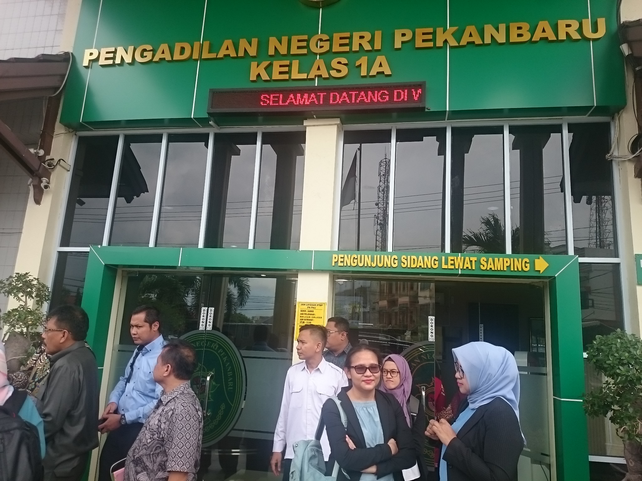Pengadilan Negeri (PN) Pekanbaru akan menindaklanjuti eksekusi putusan kasasi Mahkamah Agung (MA).