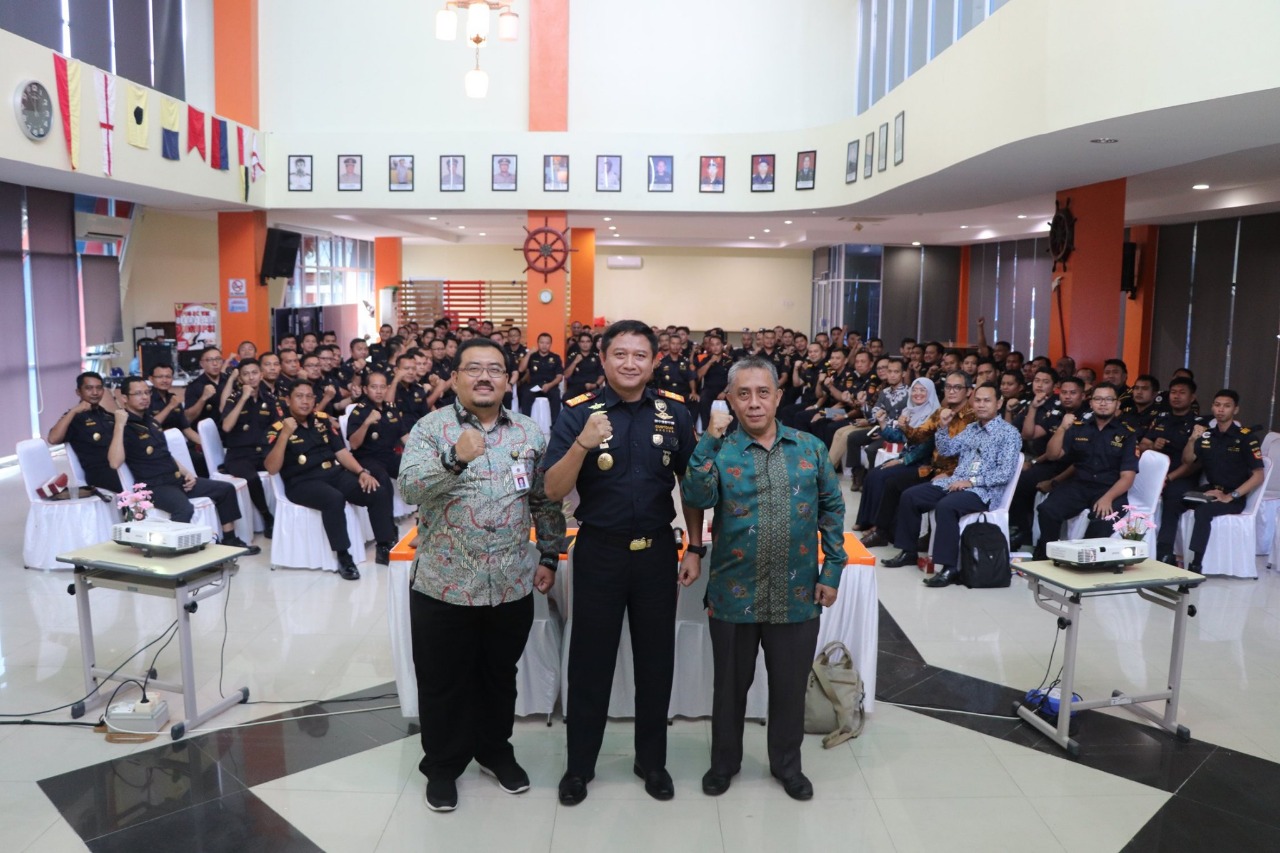 PSO Bea Cukai Tanjung Balai Karimun gelar Ceramah Pencegahan Korupsi dan Penguatan Integritas Pegawai.
