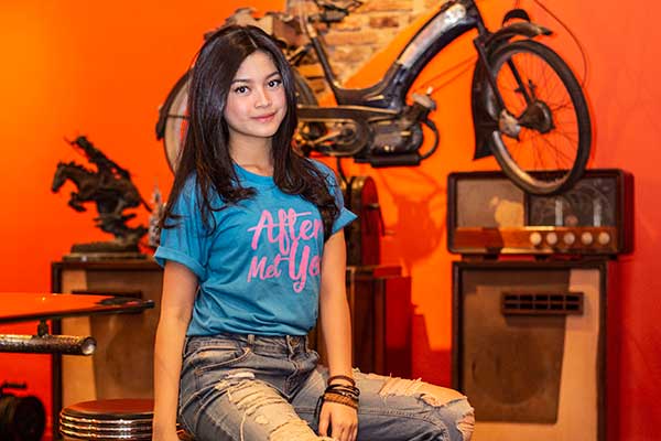  Aktris pemeran film After Met You, Yoriko Angeline 