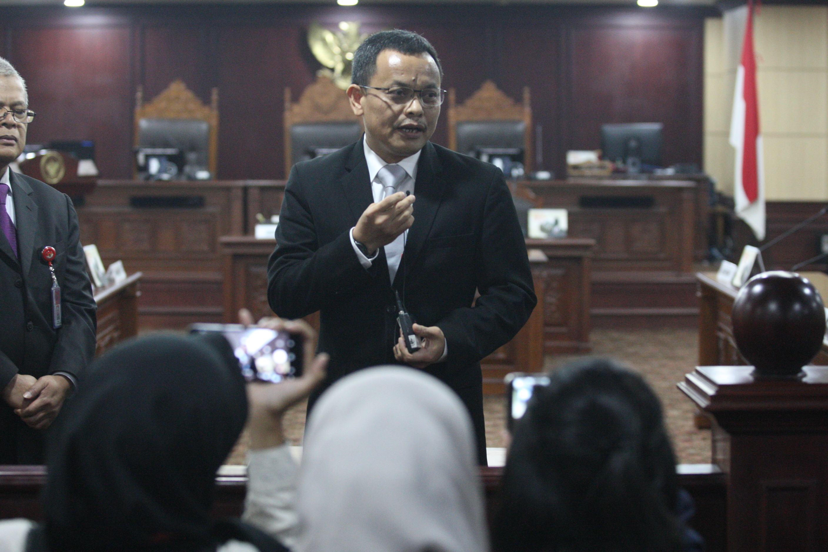 Sekjen MK Guntur Hamzah