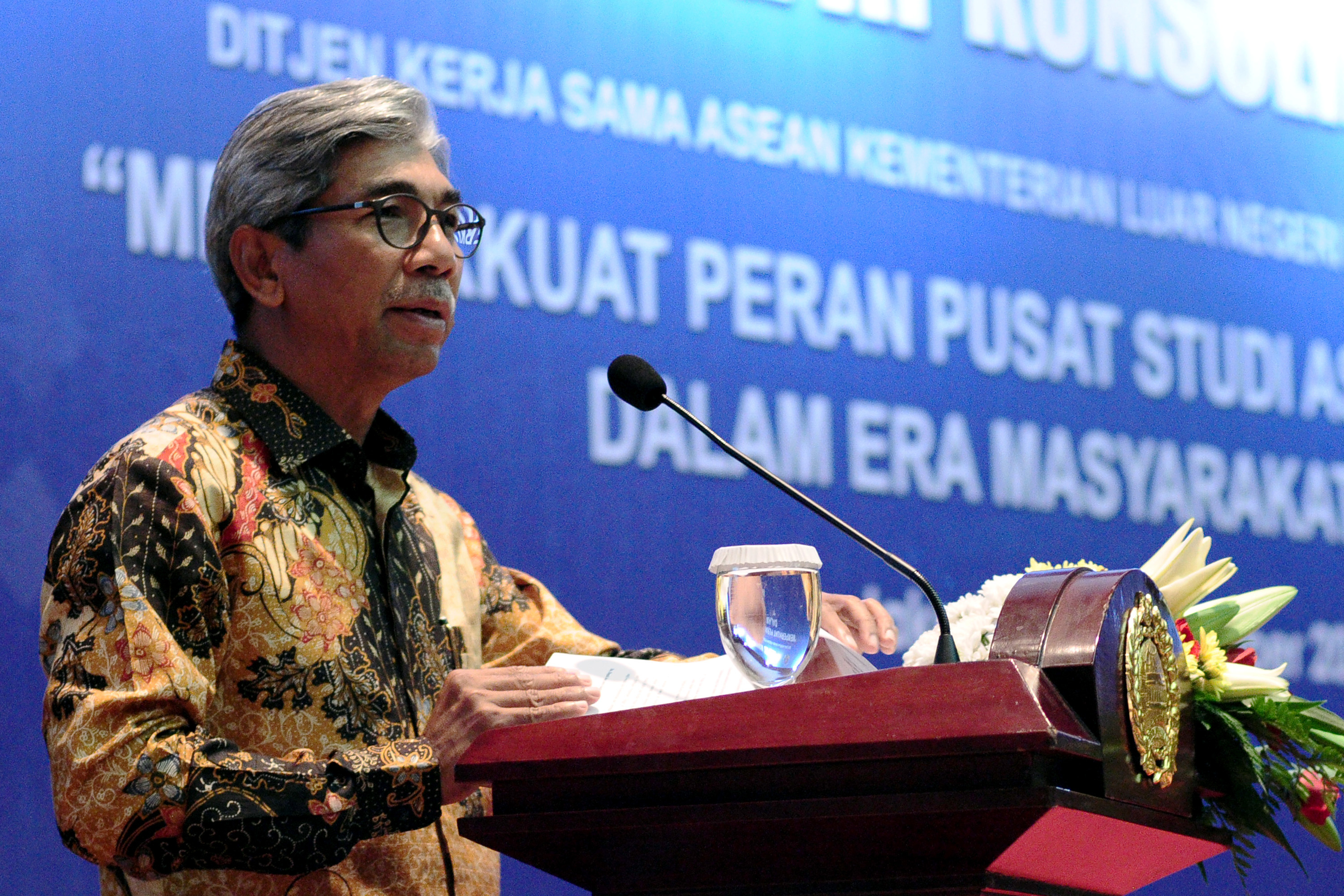 Wakil Menteri Luar Negeri A.M Fachir