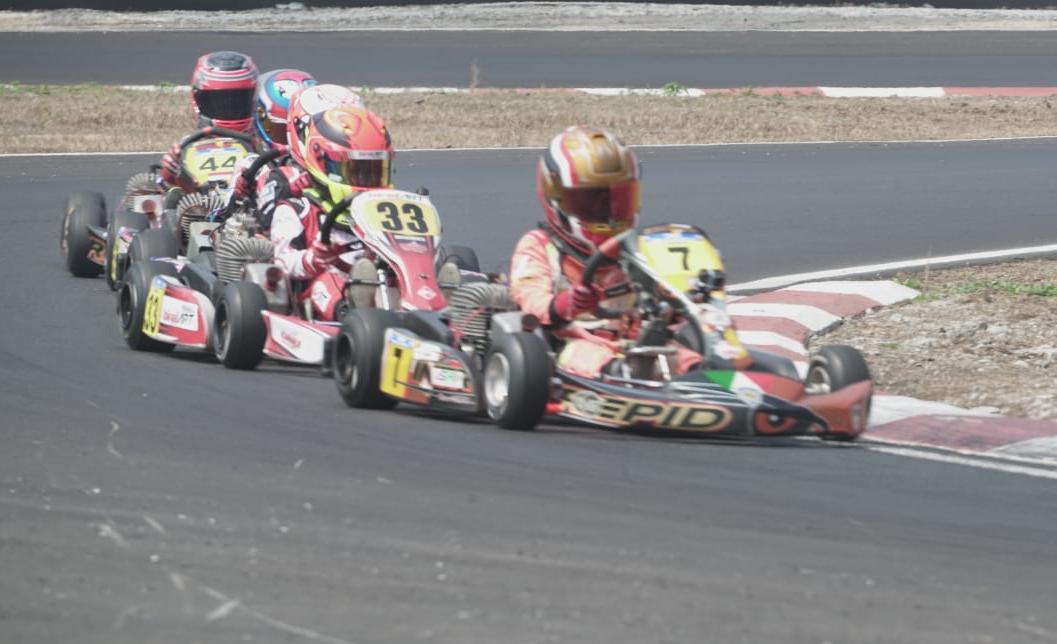 Qarrar Firhand Ali saat berlaga di  putaran 5 Kejurnas Karting Eshark