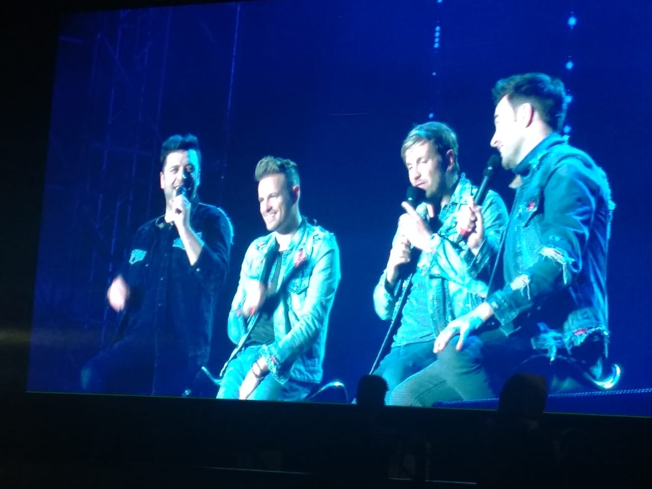 Penampilan Westlife di Candi Borobudur