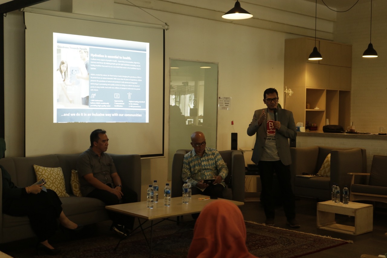 Diskusi tentang perusahaan yang menerima sertifikat Corp B di Indonesia.