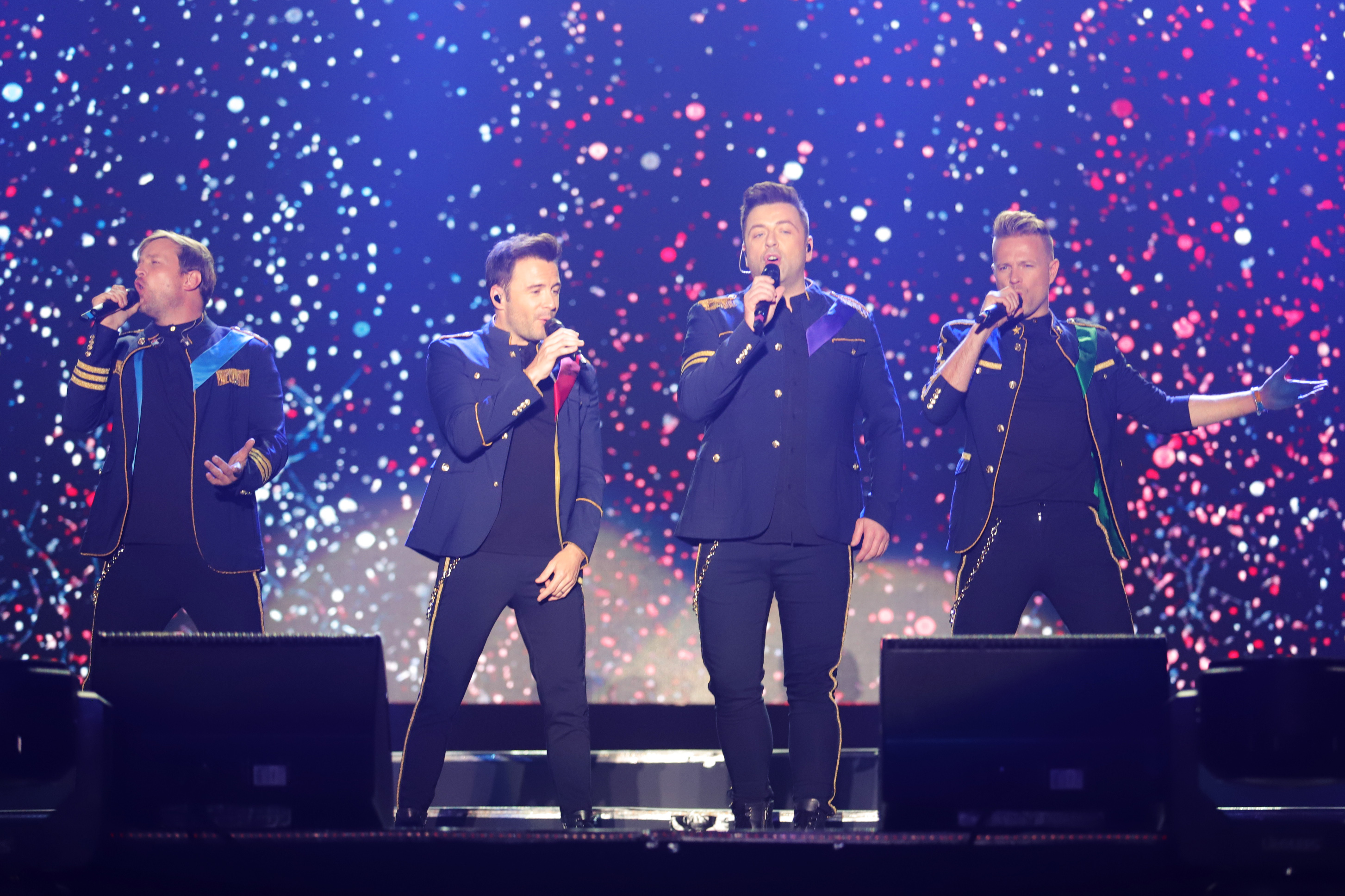 Westlife saat konser di ICE BSD, Tangerang, Banten, Selasa (6/8)