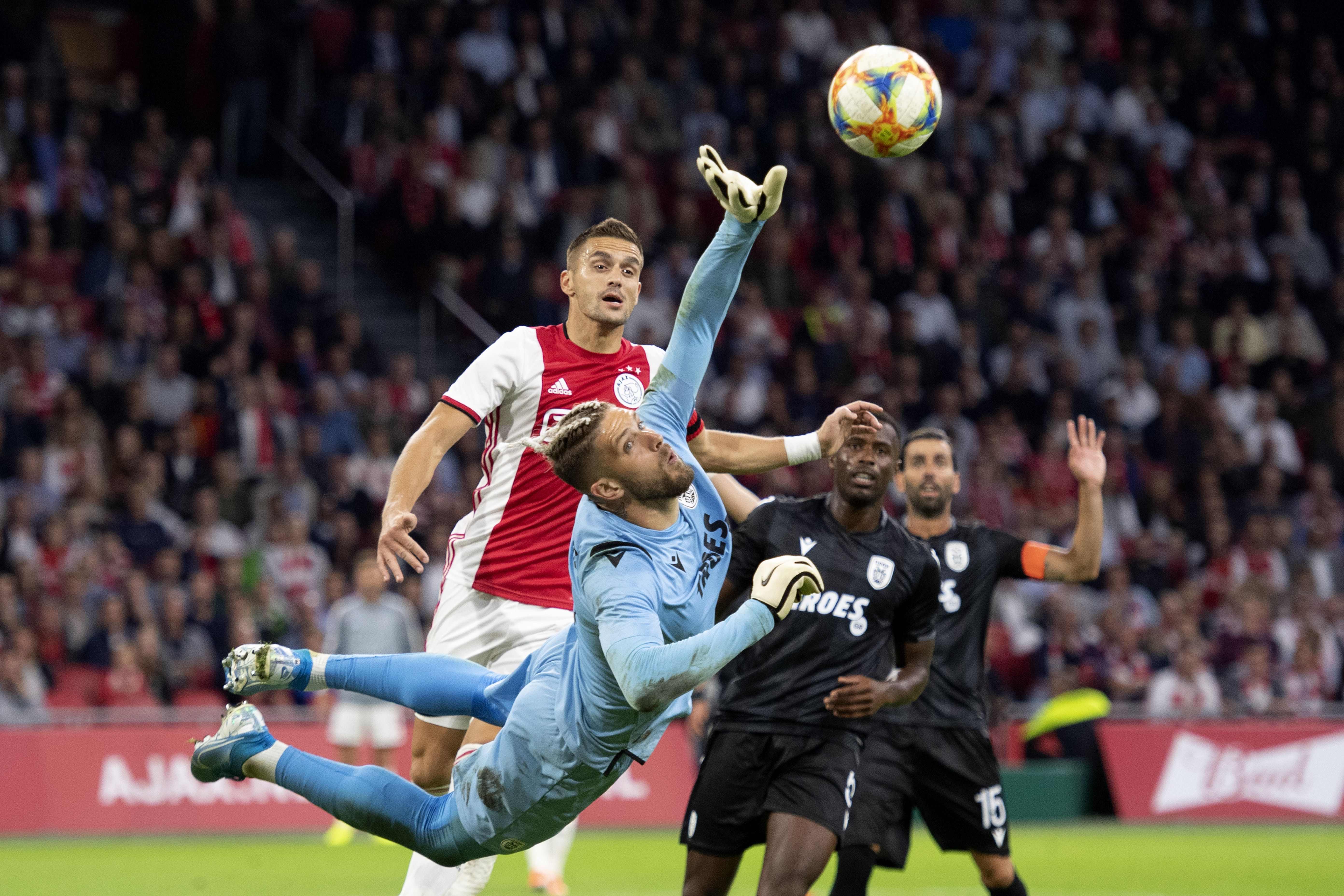 Laga putaran ketiga kualifikasi Liga Champions antara Ajax dan PAOK