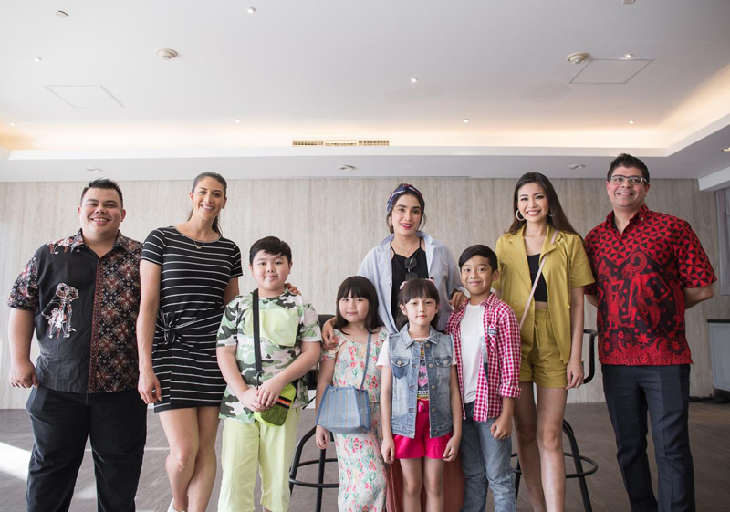 Stephanie Rice dan para peserta renang di JW Marriott, Surabaya, Jawa Timur.