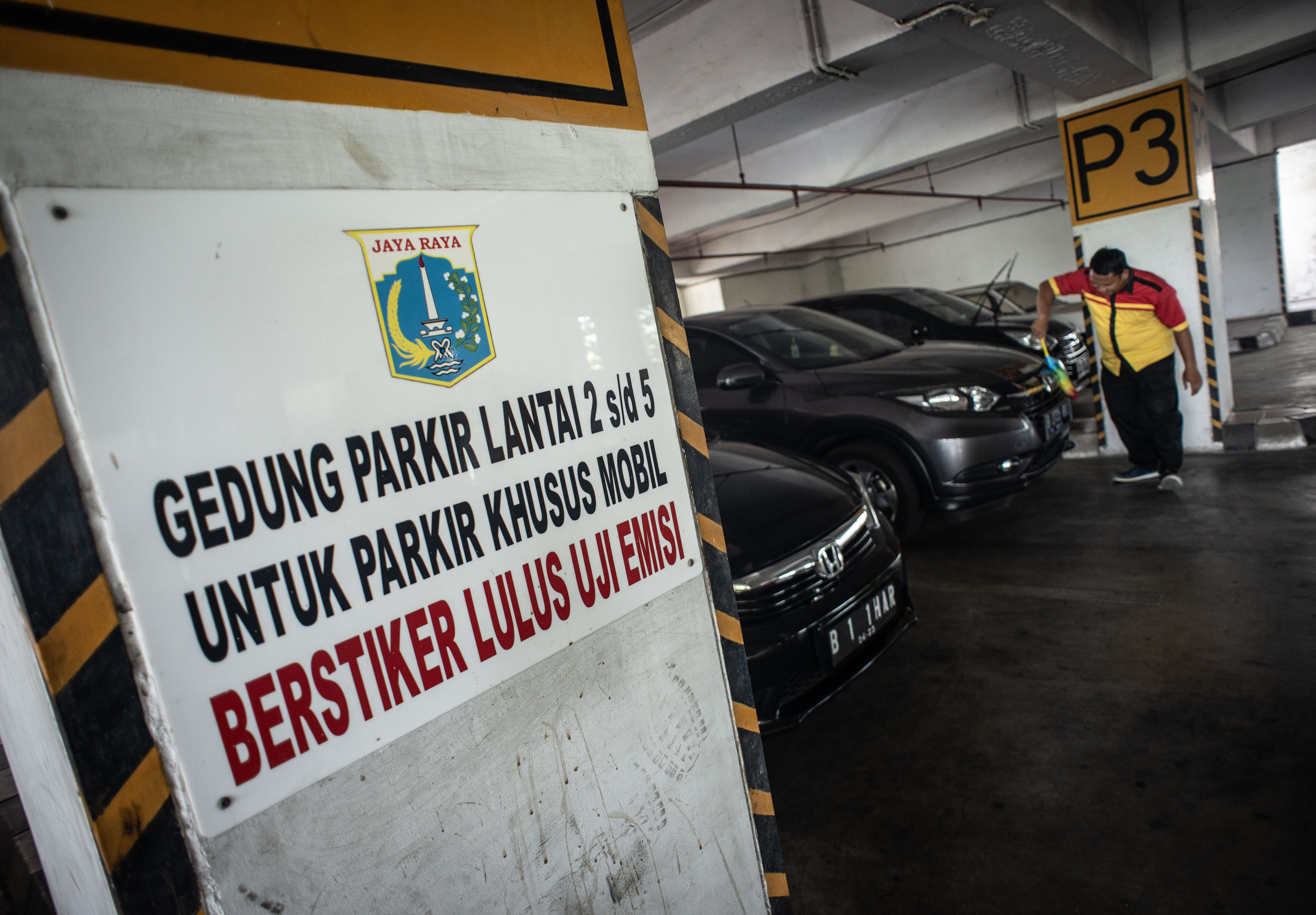 Di Jakarta, Tarif Parkir akan Tergantung Uji Emisi