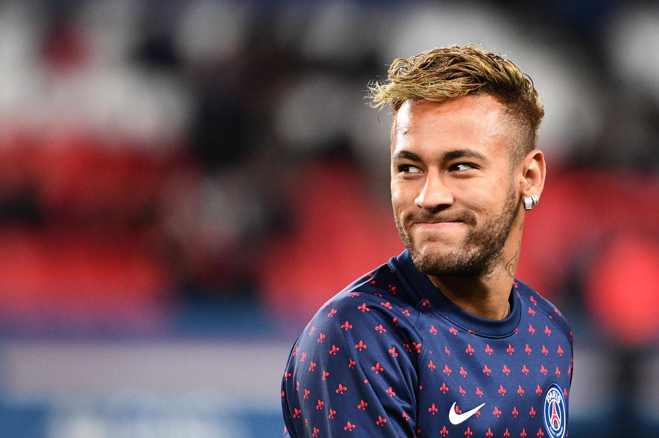 Neymar: Dibela Keluarga Tercinta