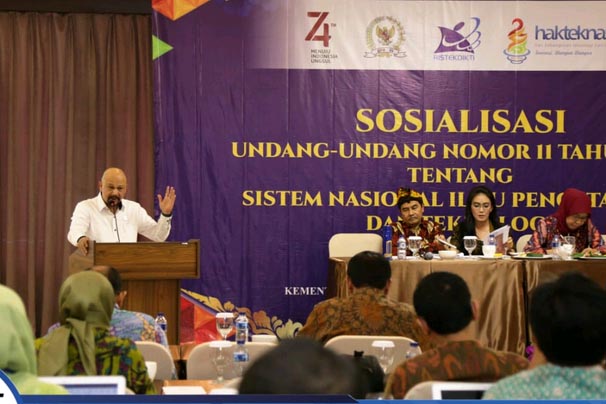 Hammam menjadi narasumber pada forum 