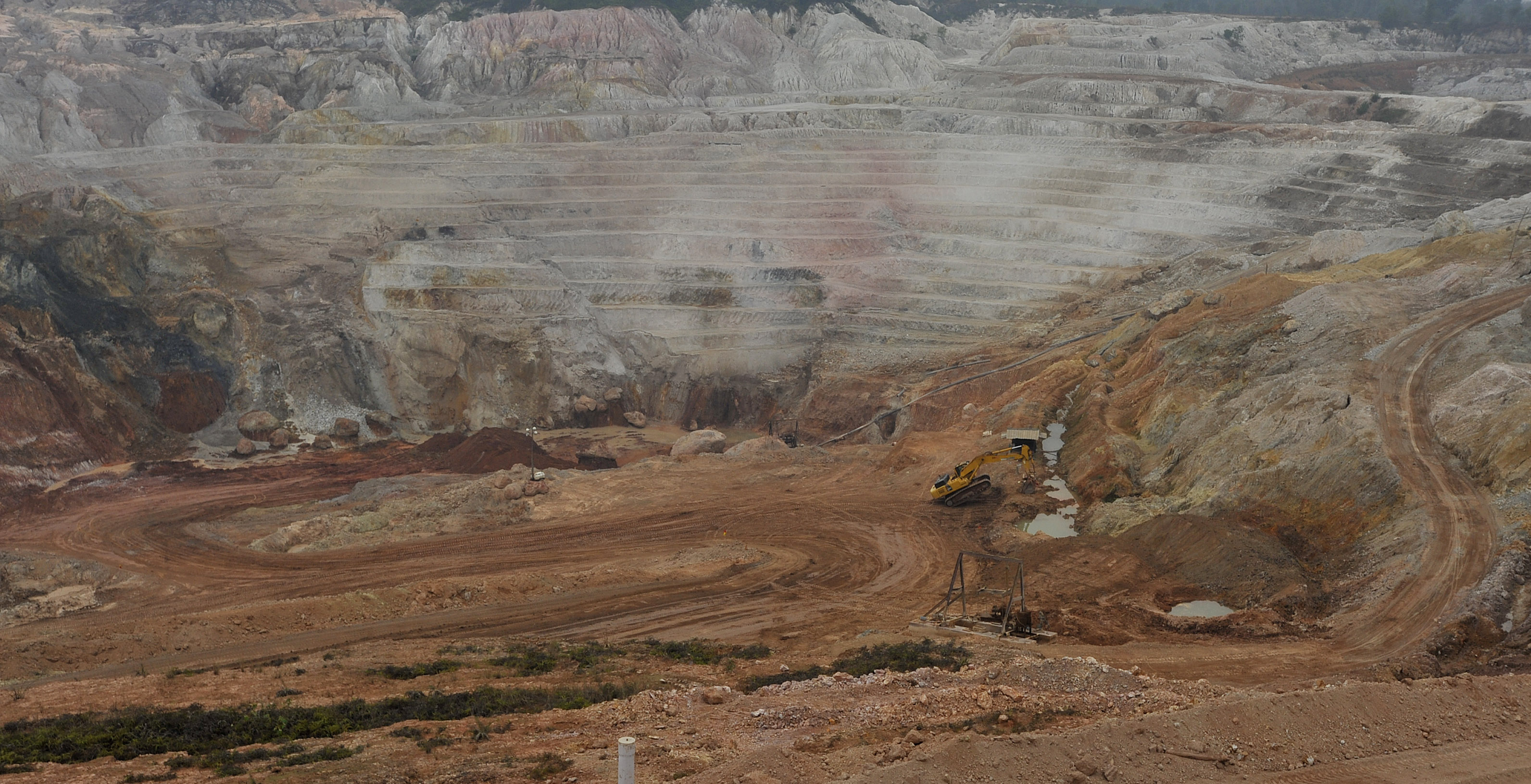 Penambangan timah terbuka di Pemali, Kabupaten Bangka. 