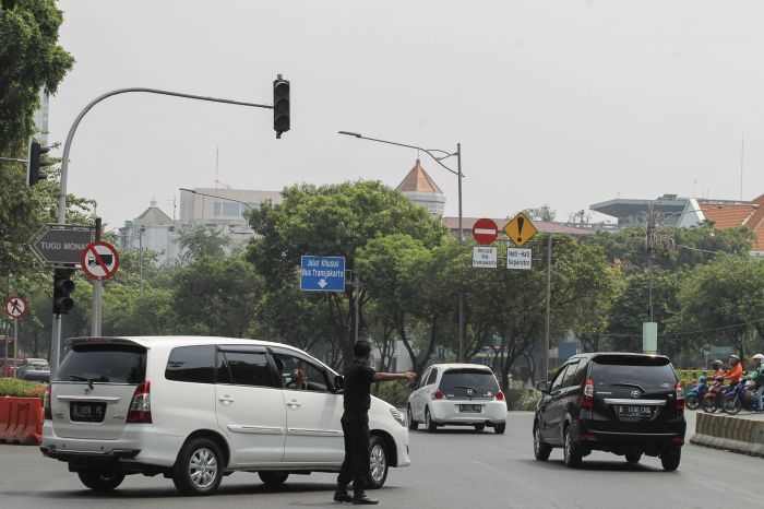 Lampu pengatur Lalu lIntas sempat padam saat listrik padam