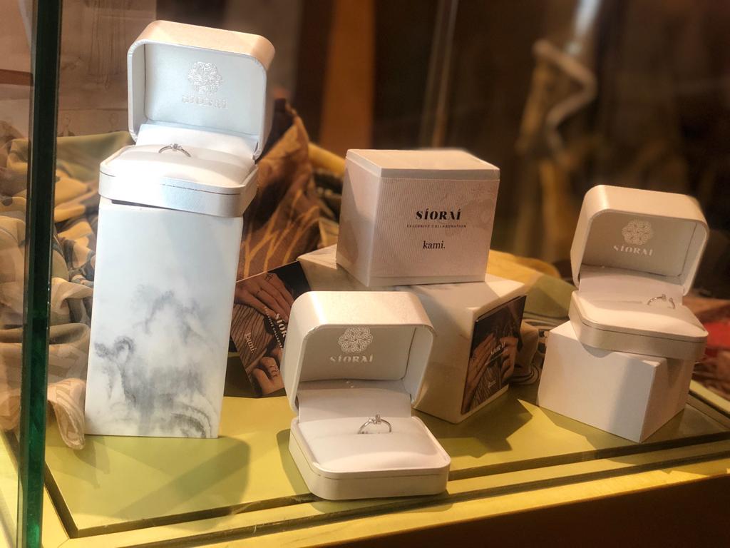 Cincin berlian Rayani