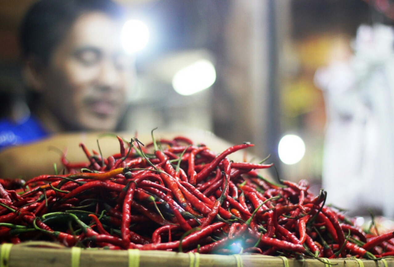 Komoditas cabai merah tanjung di Pasar Muka, Cianjur, Jawa Barat.