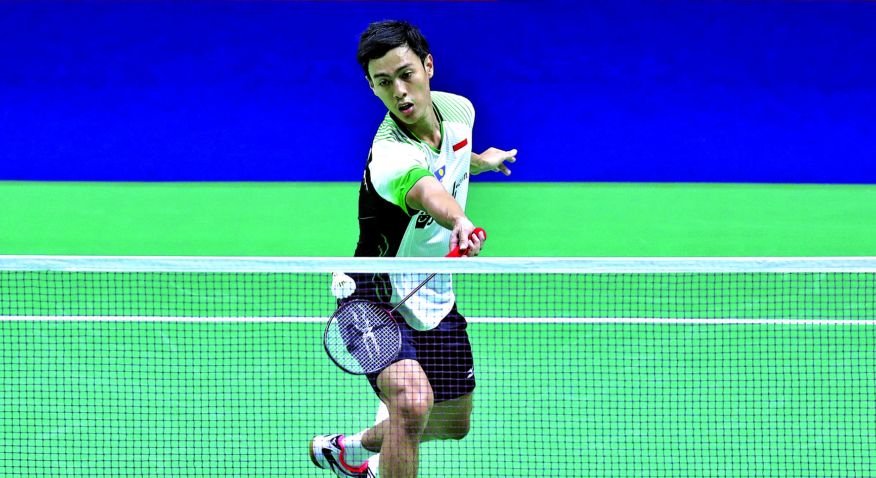 Pemain tunggal putra Indonesia Shesar Hiren Rhustavito