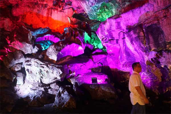 Ilustrasi -- Obyek Wisata Gola Lawa Purbalingga, jawa Tengah