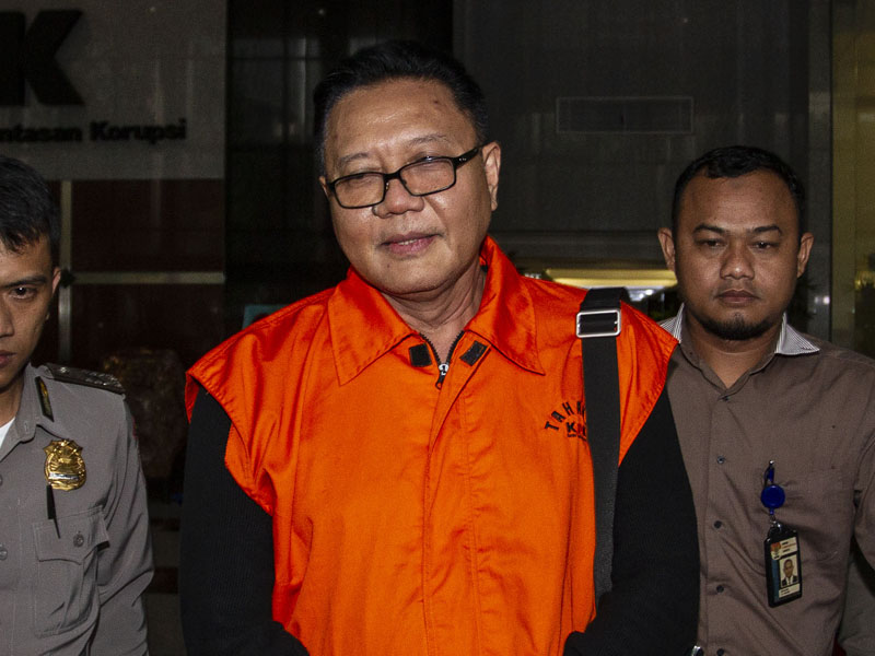 Anggota DPR  I Nyoman Dhamantra ditangkap KPK dalam OTT terkait kasus dugaan pengurusan kuota dan izin impor bawang putih.