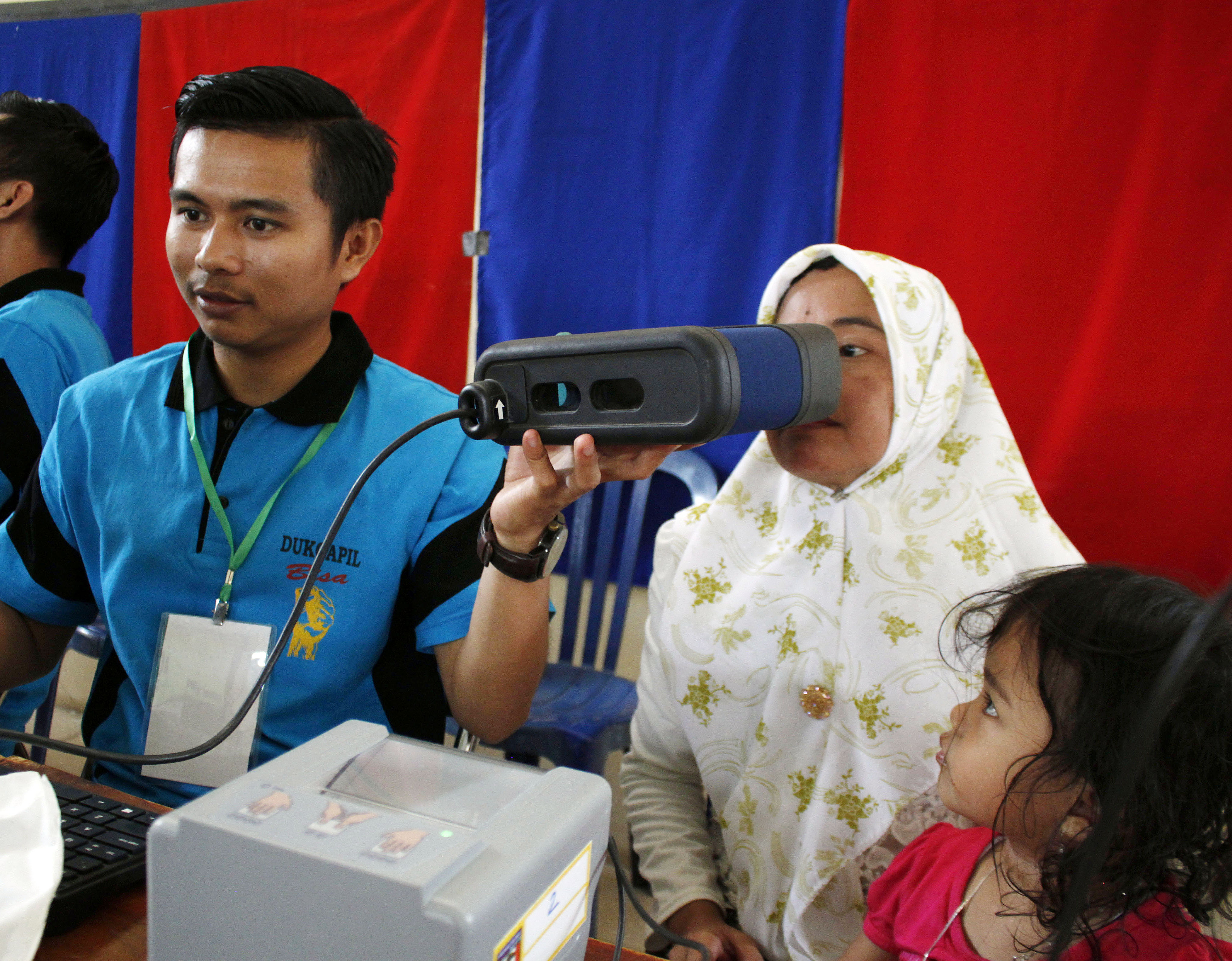 Proses perekaman KTP elektronik