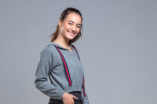 Model dan aktris Mawar Eva de Jongh