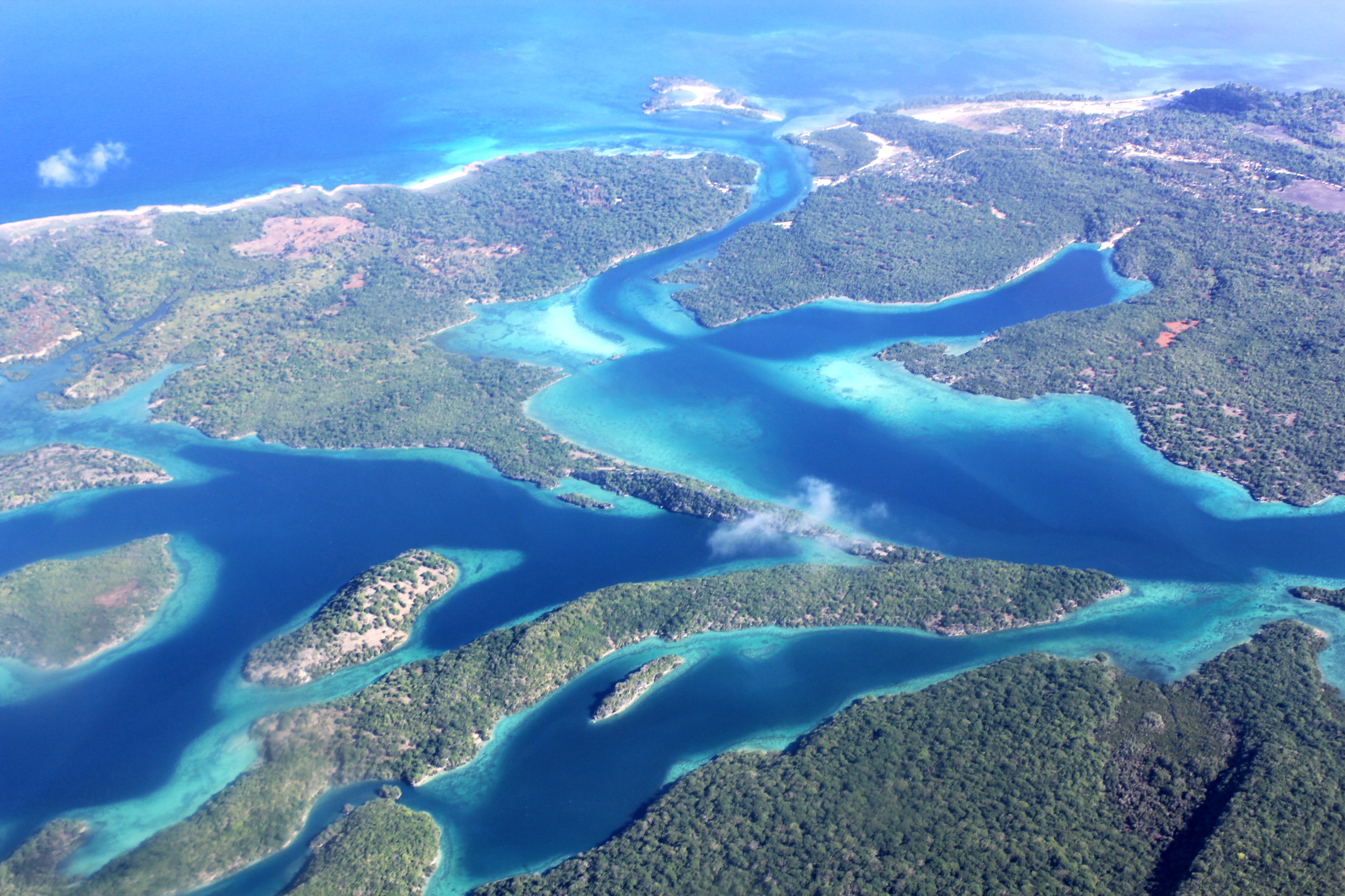 Destinasi wisata Mulut Seribu di Kecamatan  Landu Leko, Kabupaten Rote Ndao, Nusa Tenggara Timur