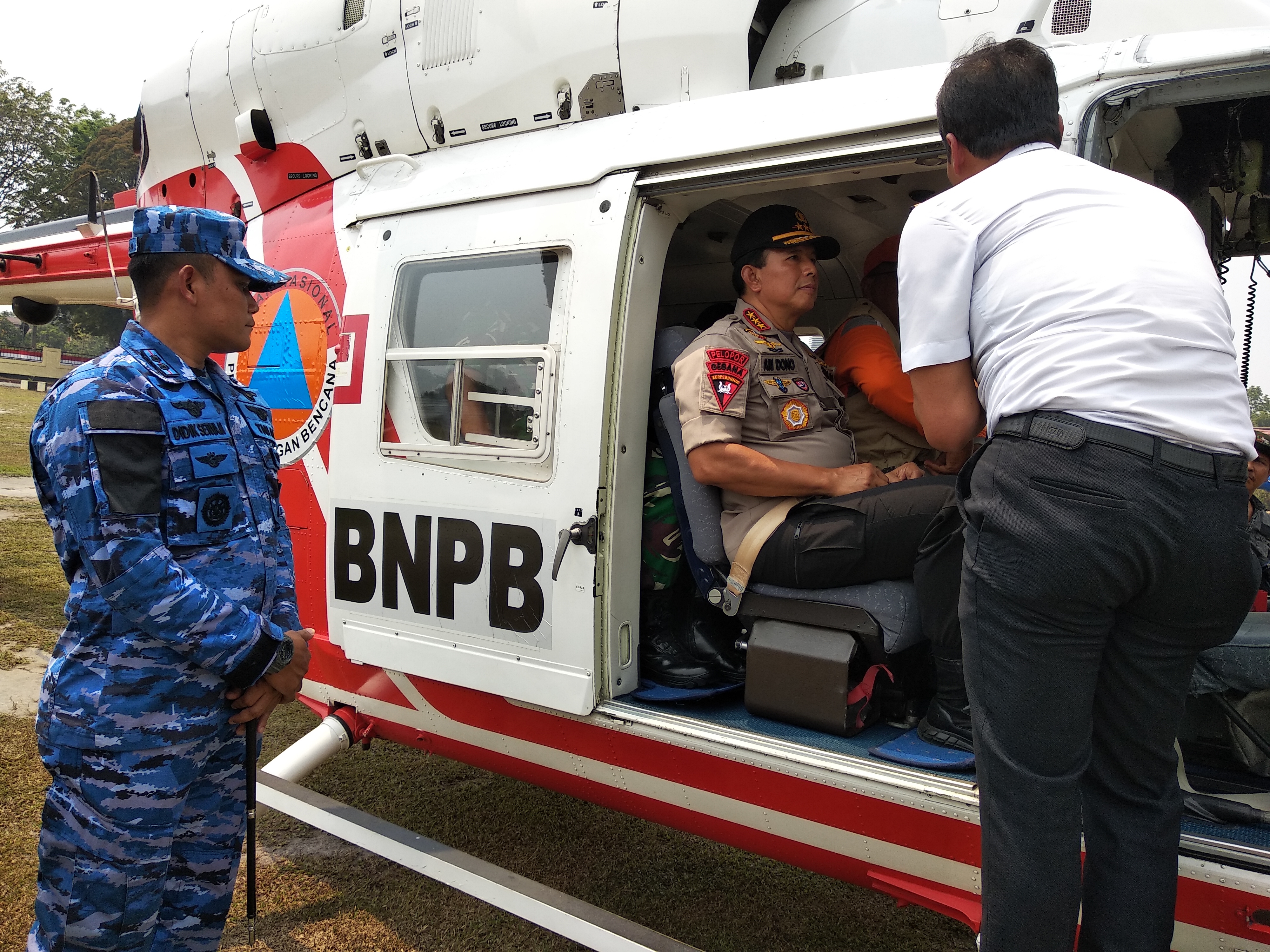 Wakapolri Komjen Ari Dono saat meninjau karhutla di Kalteng