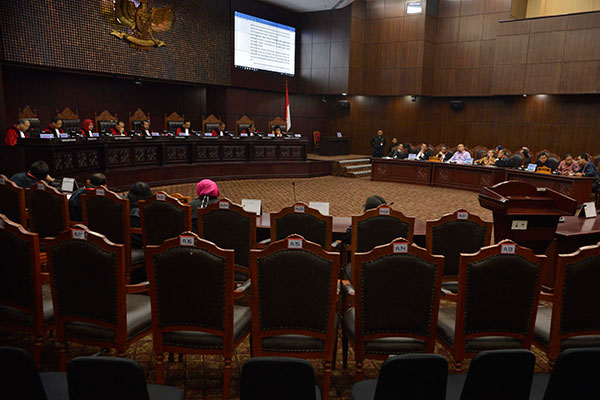 Suasana sidang di MK