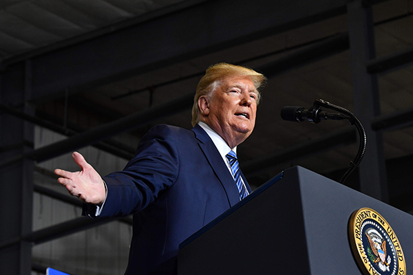 Trump Hubungkan Krisis Hong Kong dengan Perang Dagang