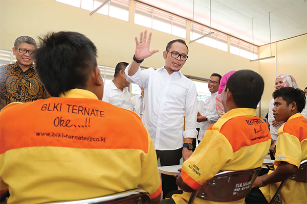  Menteri Ketenagakerjaan (Menaker) M Hanif Dhakiri