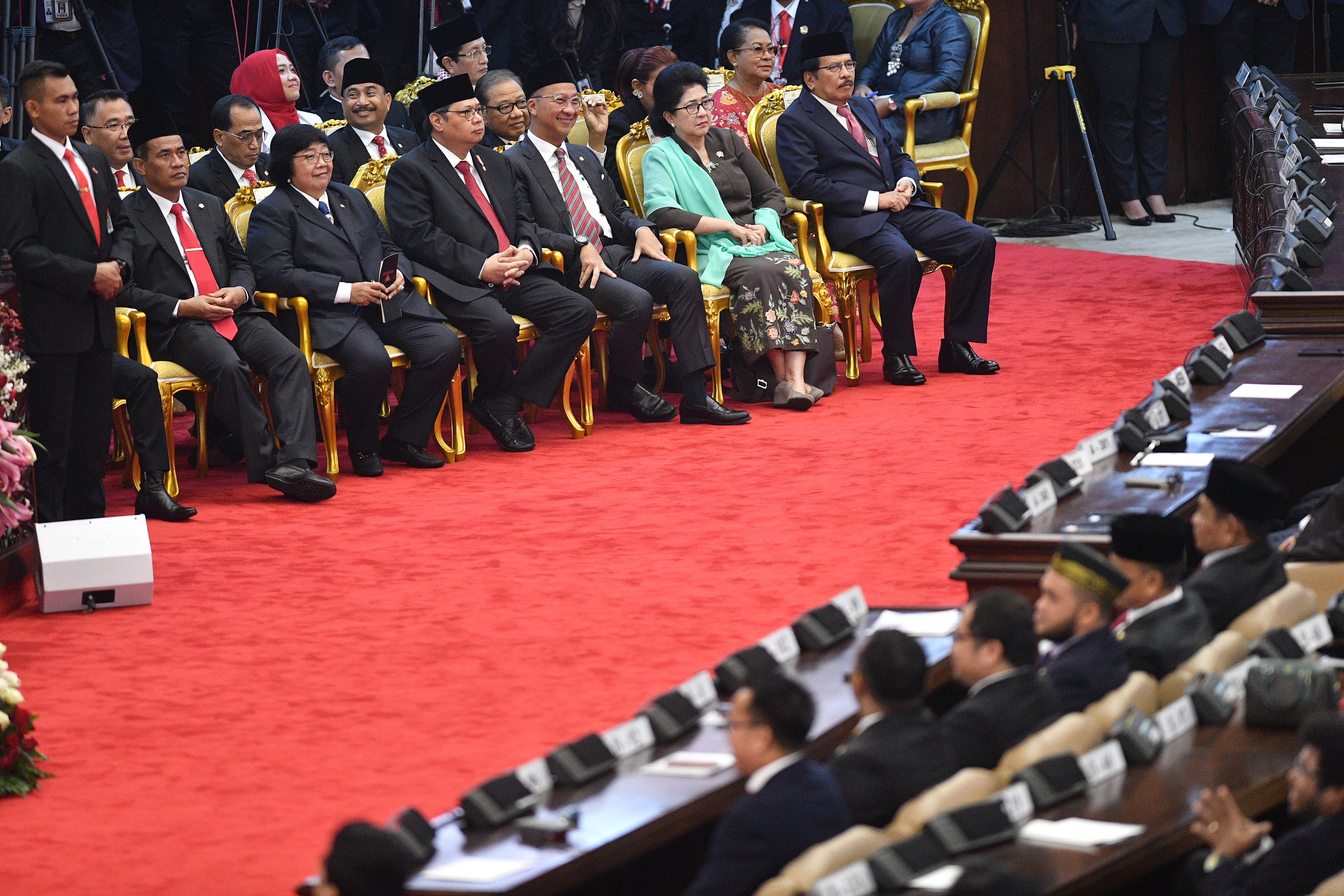 Menteri pada Kabinet Indonesia Kerja periode pertama saat sidang tahunan MPR, Jumat (16/8)