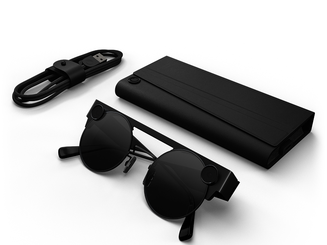 Kacamata Spectacles 3 varian black carbon bisa merekam gambar dan video dalam 3D.