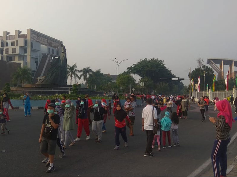 Kabut Asap Karhutla, Acara Senam Pagi Massal HUT Riau Dibatalkan.