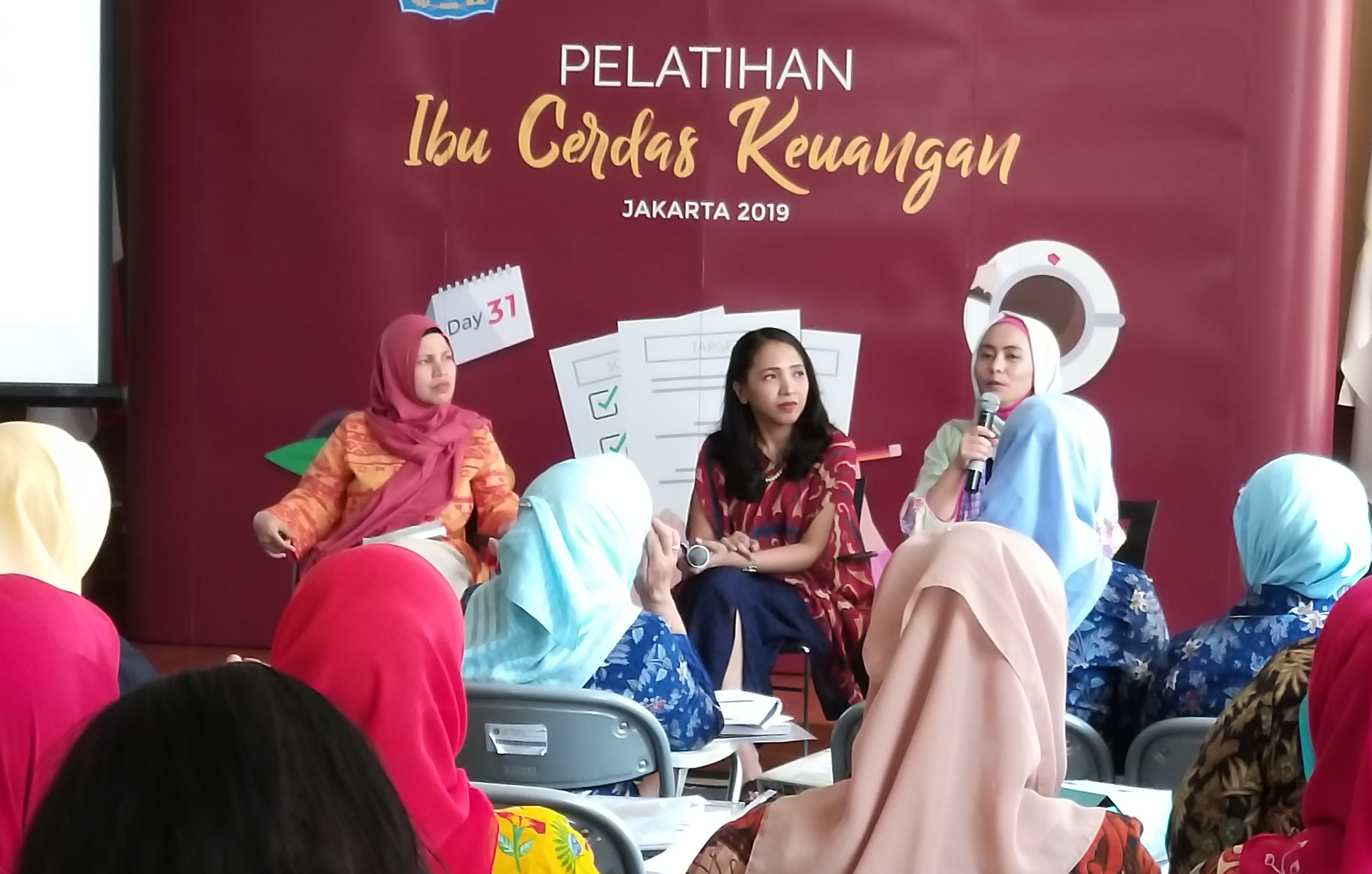 OJK Dukung Literasi Keuangan untuk Ibu-Ibu Kader PKK