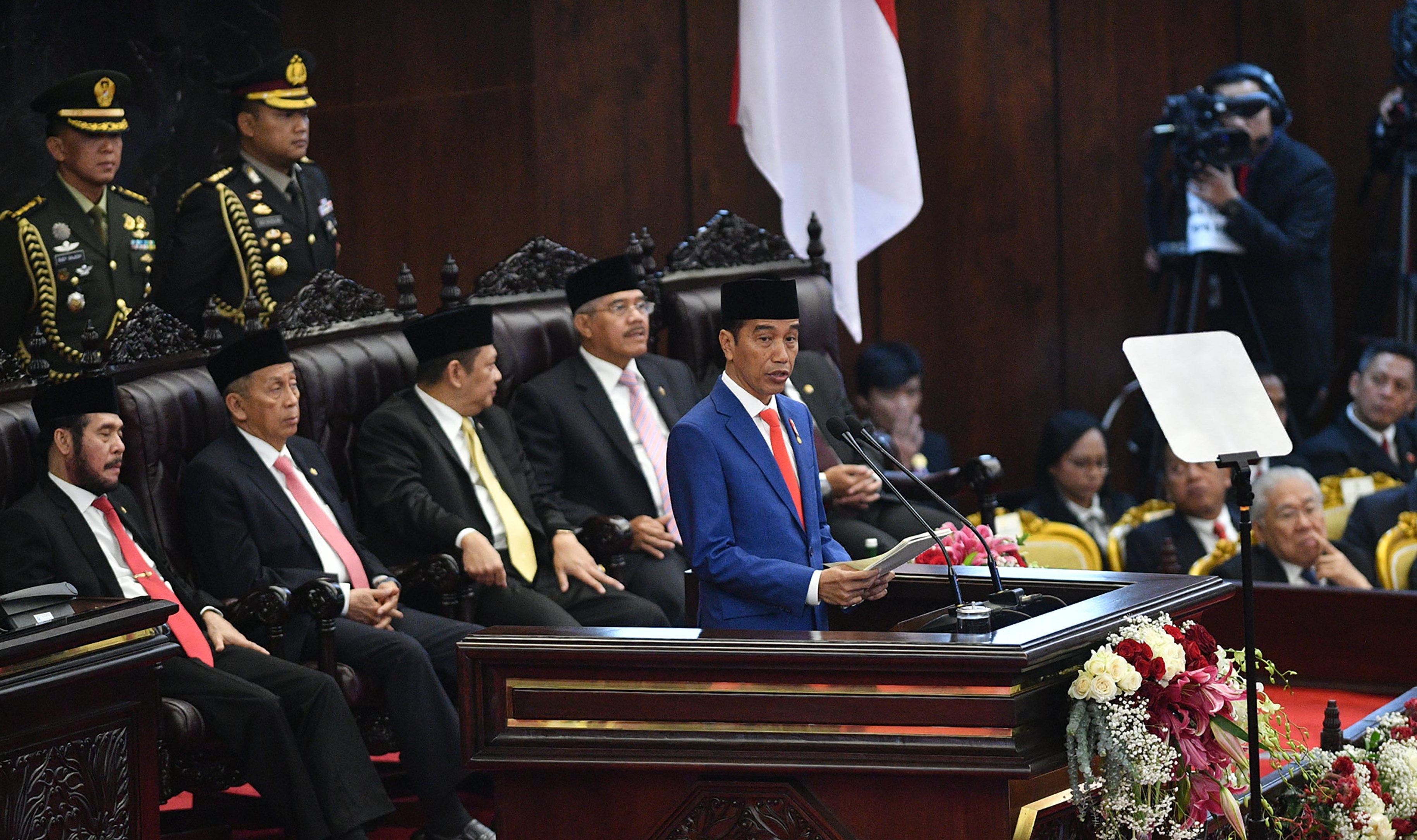 Presiden Jokowi saat berpidato dalam Sidang Tahunan MPR, Jumat (16/8).