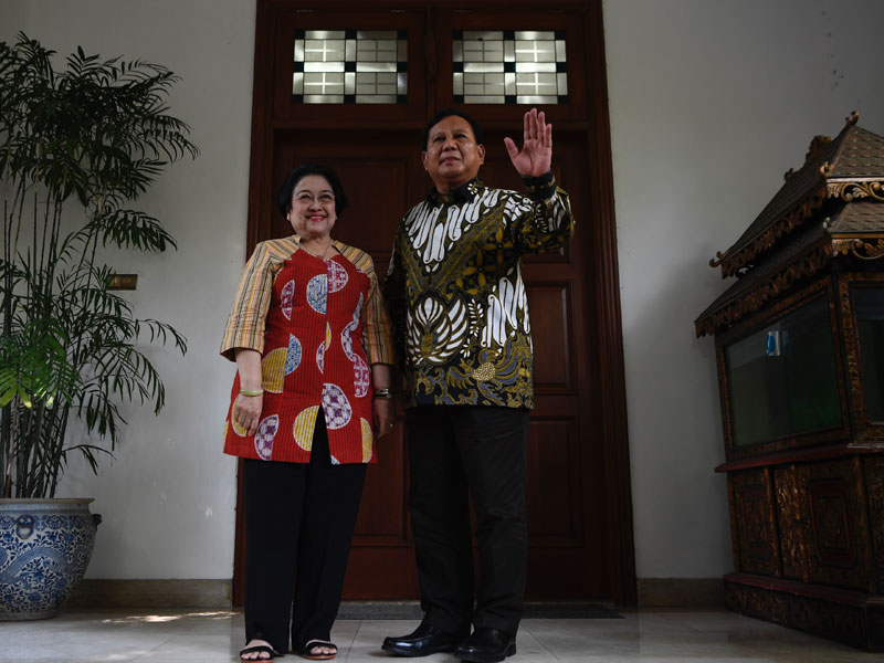 Ketua Umum PDI-P Megawati Soekarno Putri dan Ketua Umum Partai Gerindra Prabowo Subinato seusai pertemuan.