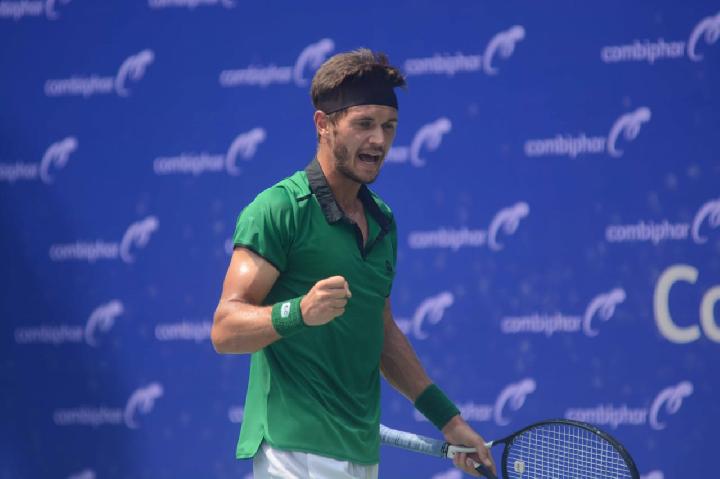 Petenis Ukraina, Vladyslav Orlov usai menjuarai Turnamen Combiphar Open 2019