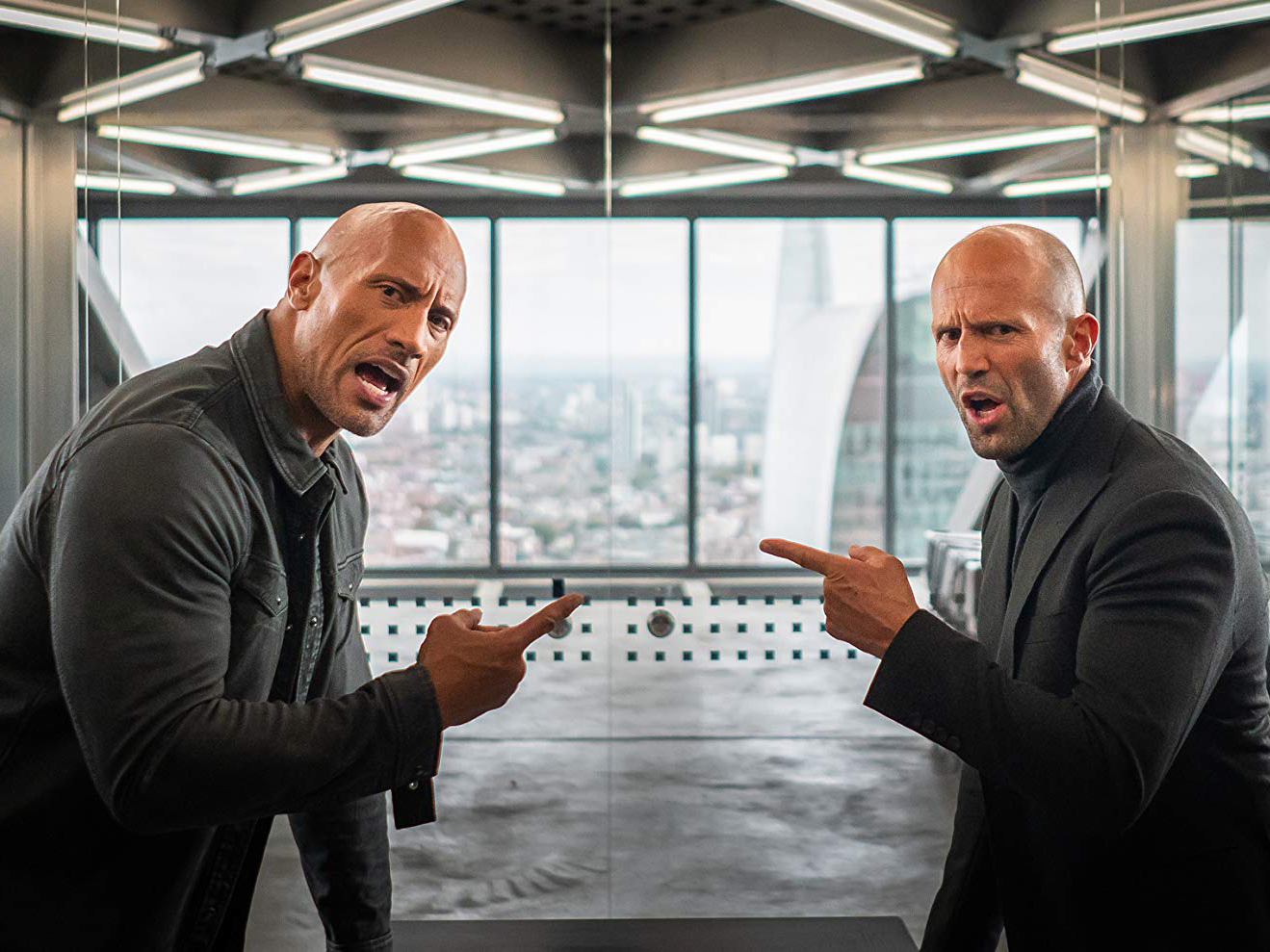 Salah satu adegan dalam film Fast & Furious Presents: Hobbs & Shaw.