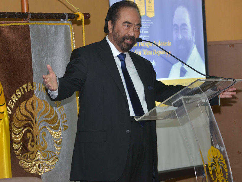 Ketua Umum Partai NasDem Surya Paloh memberikan kuliah umum kebangsaan berjudul Tantangan Bangsa Indonesia Kini dan Masa Depan di Kampus UI.