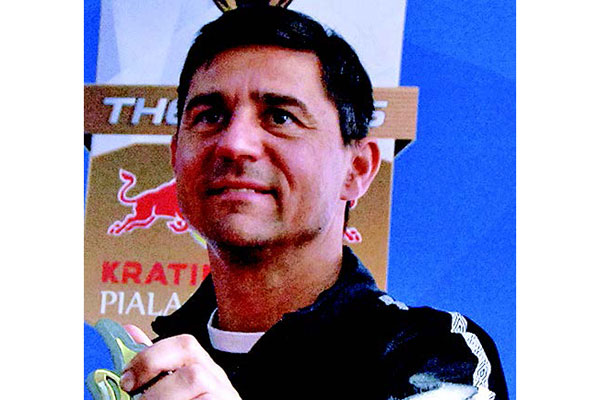 Darije Kalezic Pelatih PSM