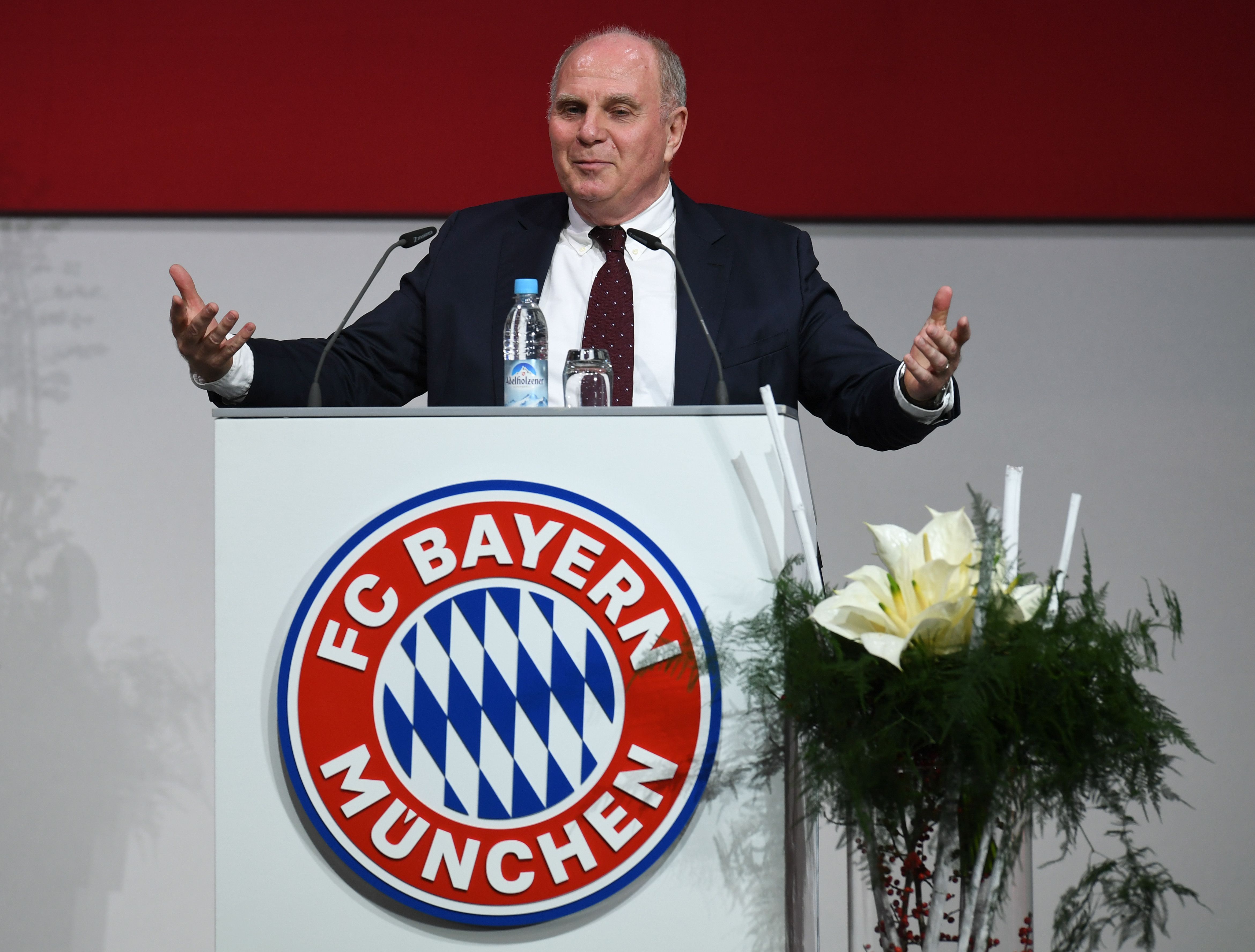 Hoeness Lepas Jabatan Sebagai Presiden Bayern