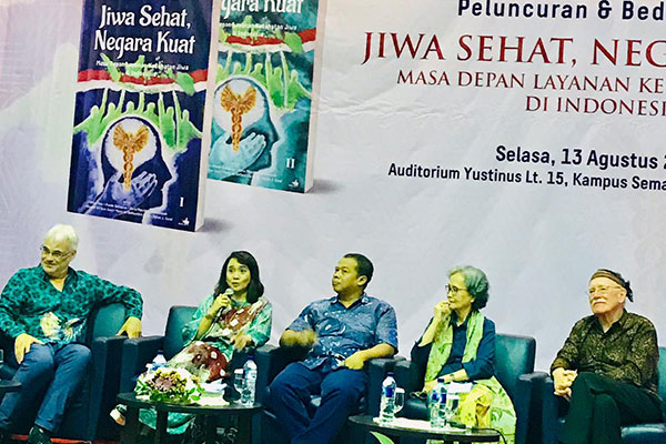 Bedah buku 'Jiwa Sehat, Negara Kuat' di Kampus Universitas Katolik Atmajaya Jakarta, Selasa (13/8).