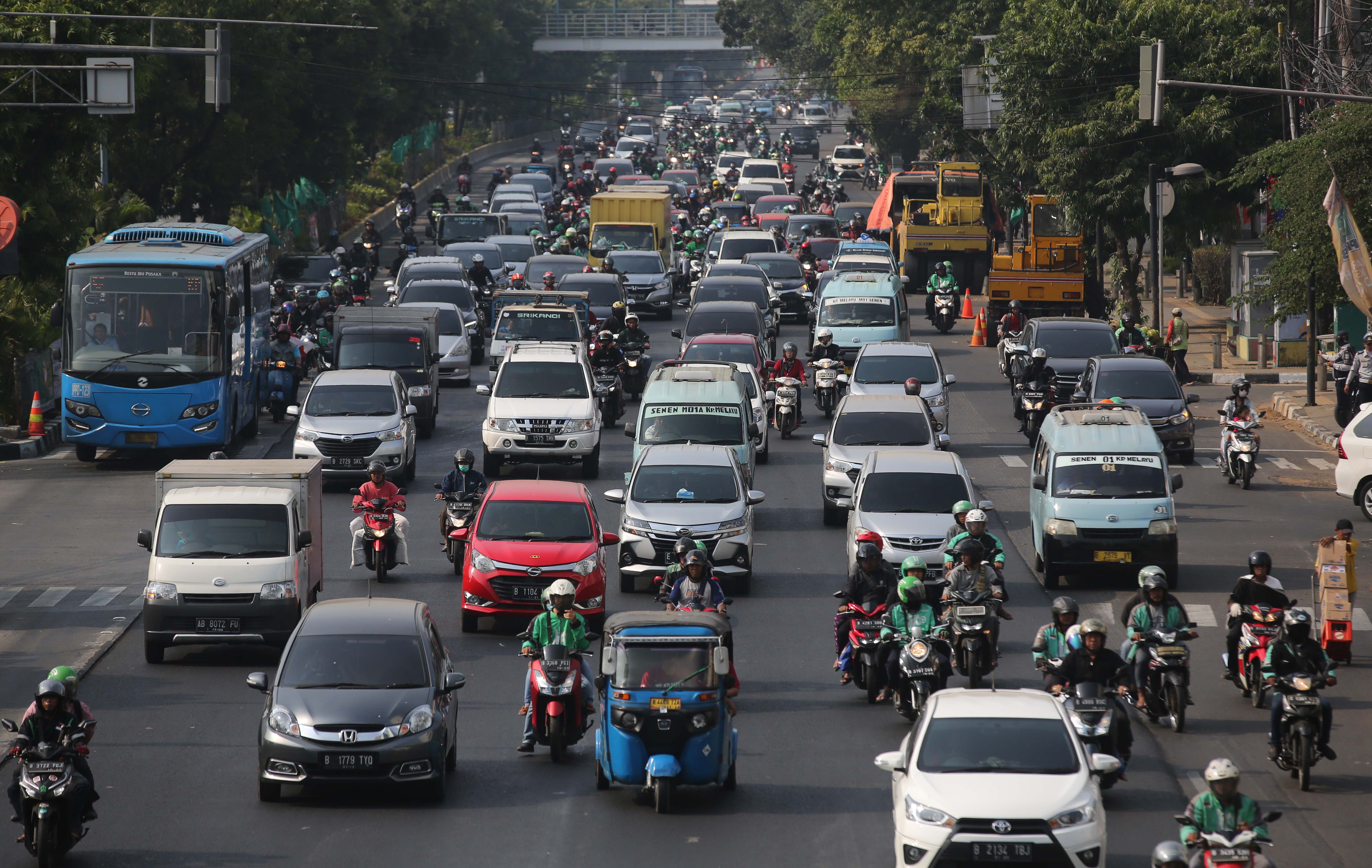 Selama uji coba ganjil genap terbaru, polisi tidak akan melakukan penilangan. 