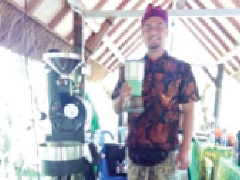 I Made Darsana, Ketua Kelompok LPHD Wanagiri, Bali. 