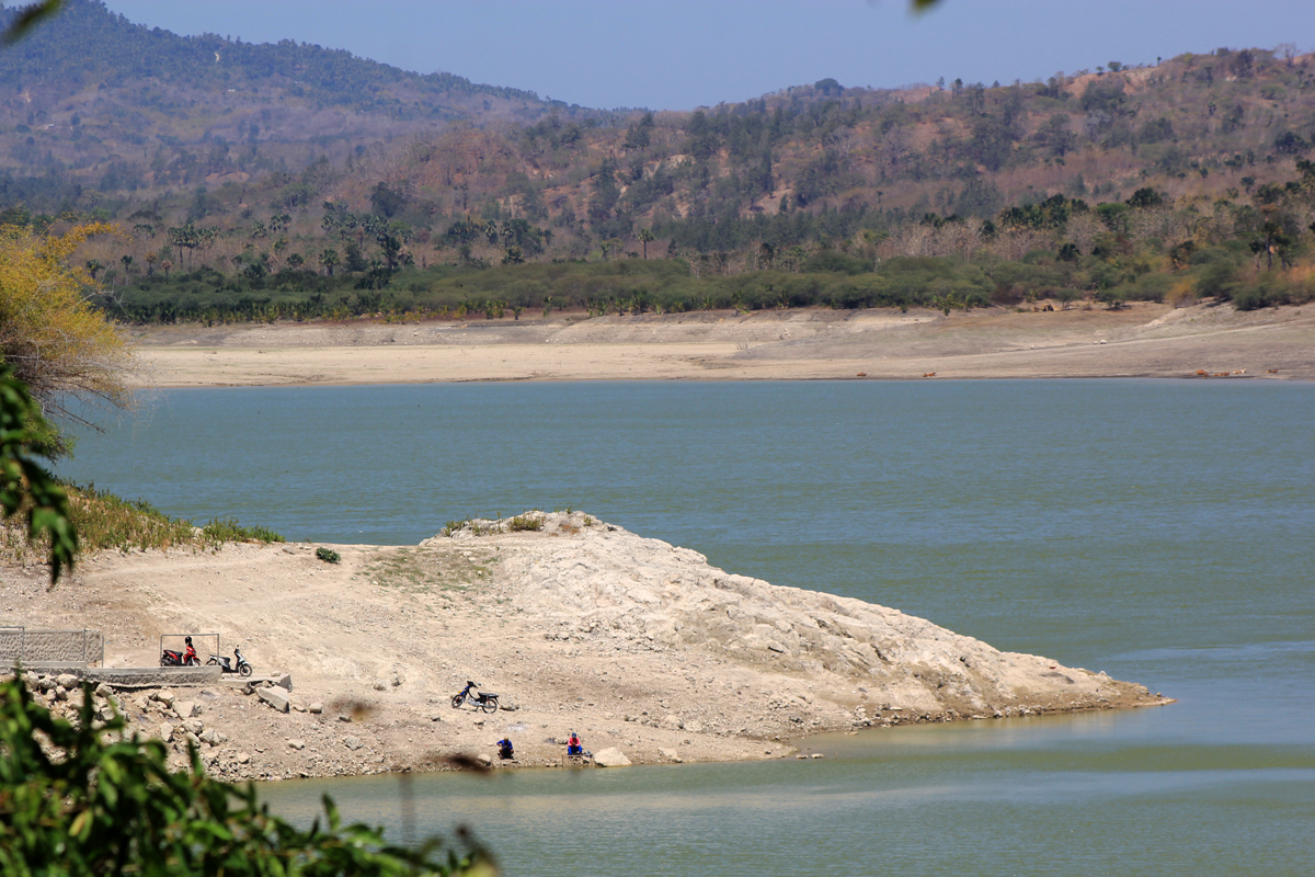 Debit air di Bendungan Tilong kini memasuki fase kritis akibat kemarau panjang
