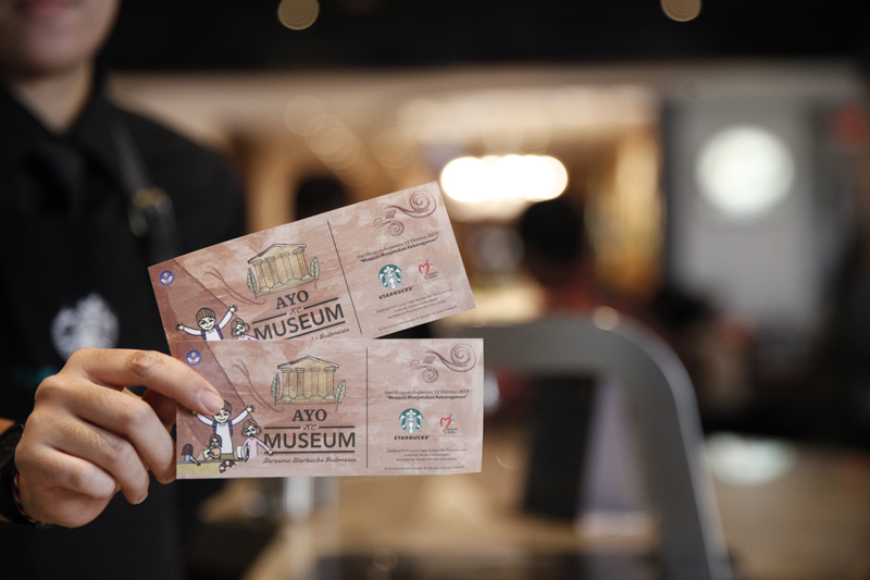 Program Ayo ke Museum kembali digelar. Progam ini mengajak pengunjung Starbucks untuk belajar sejarah dan budaya Indonesia di museum.