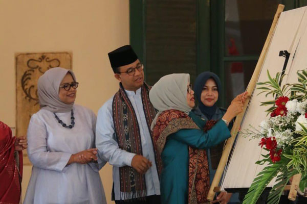 Mufidah Jusuf Kalla buka pameran World Ikat Textile Symposium