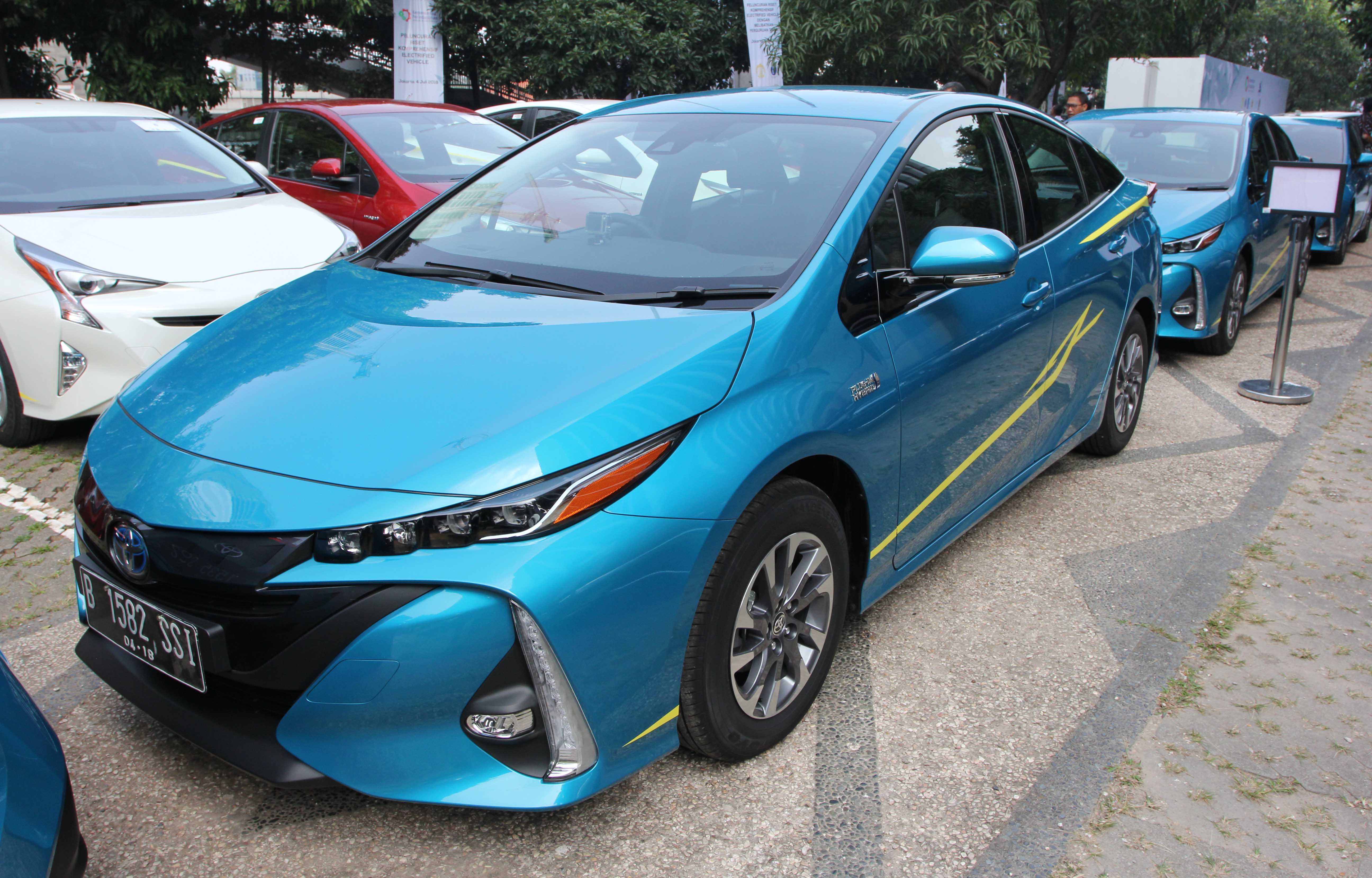 Salah satu mobil listrik besutan Toyota Indonesia