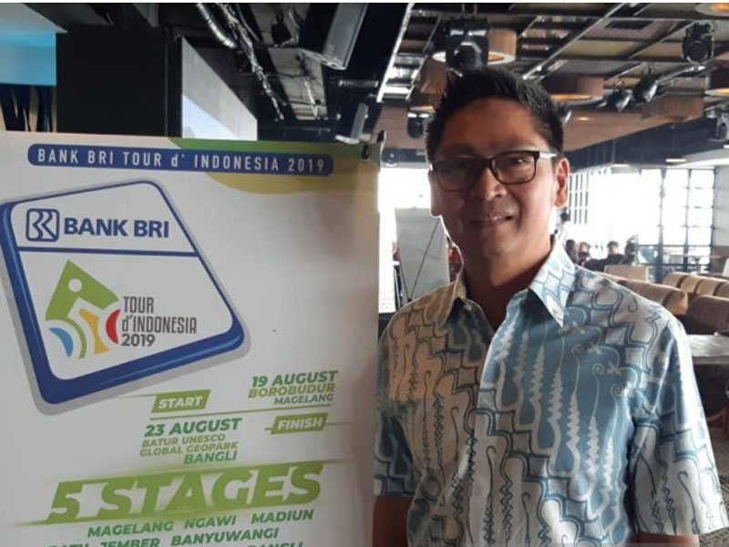 anajer timnas balap sepeda untuk Tour d'Indonesia 2019, Oldy Sofyan Ali. 