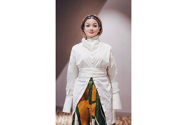 Aktris sekaligus presenter Nirina Zubir