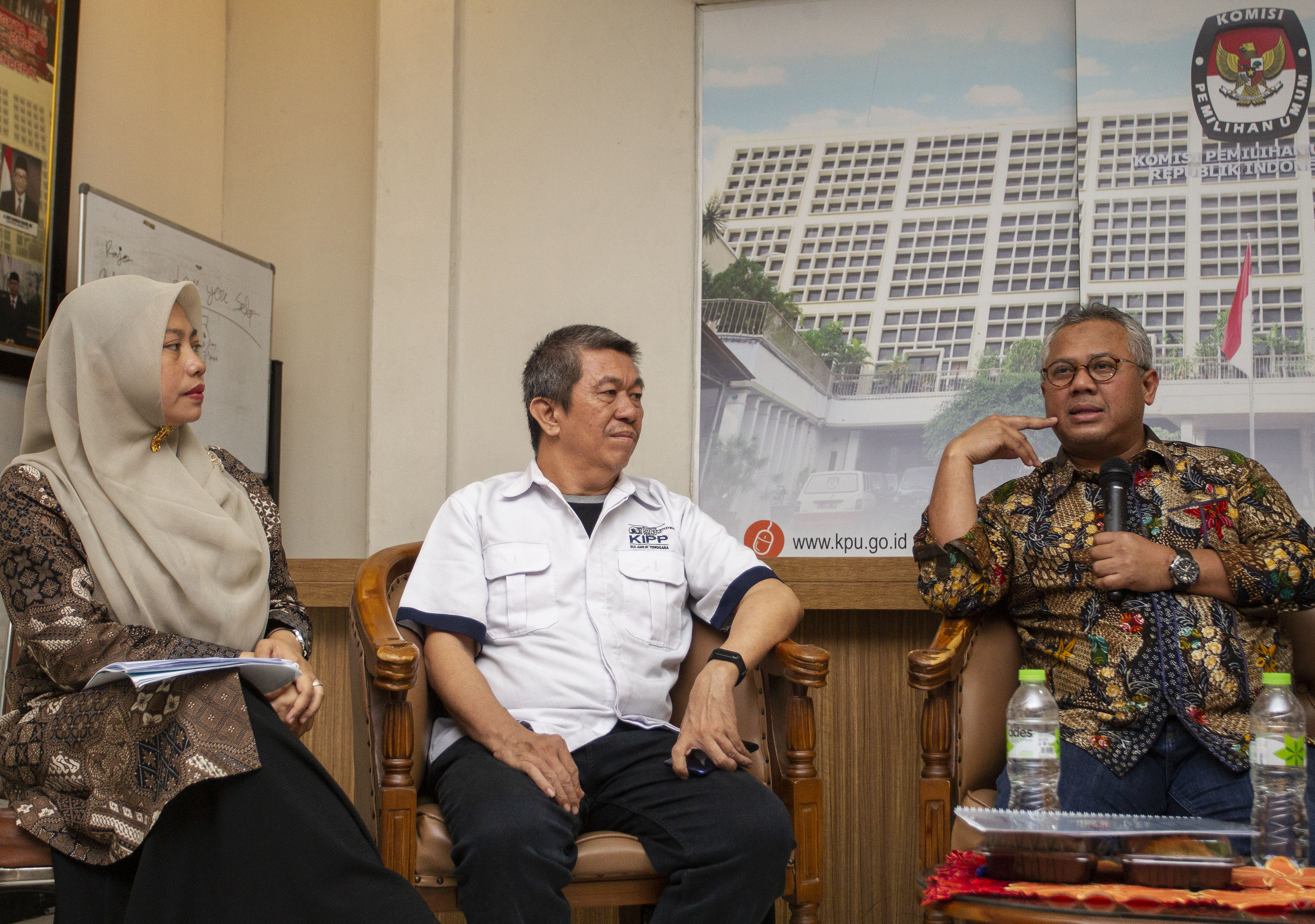 Diskusi soal Pilkada 2020 dii kantor KPU, pekan lalu