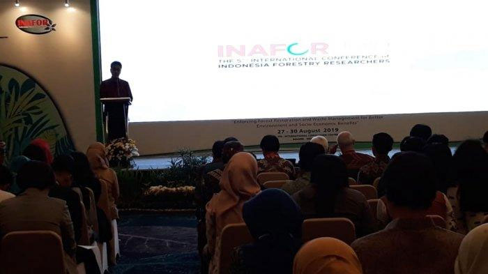 KLHK menggelar konferensi internasional ke-5 peneliti kehutanan (The 5th International Conference of Indonesia Forestry Researchers/INAFOR) 